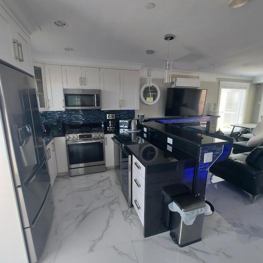 Beautiful Bright 3 Bed Townhouse Apartment Vancouver Exterior photo