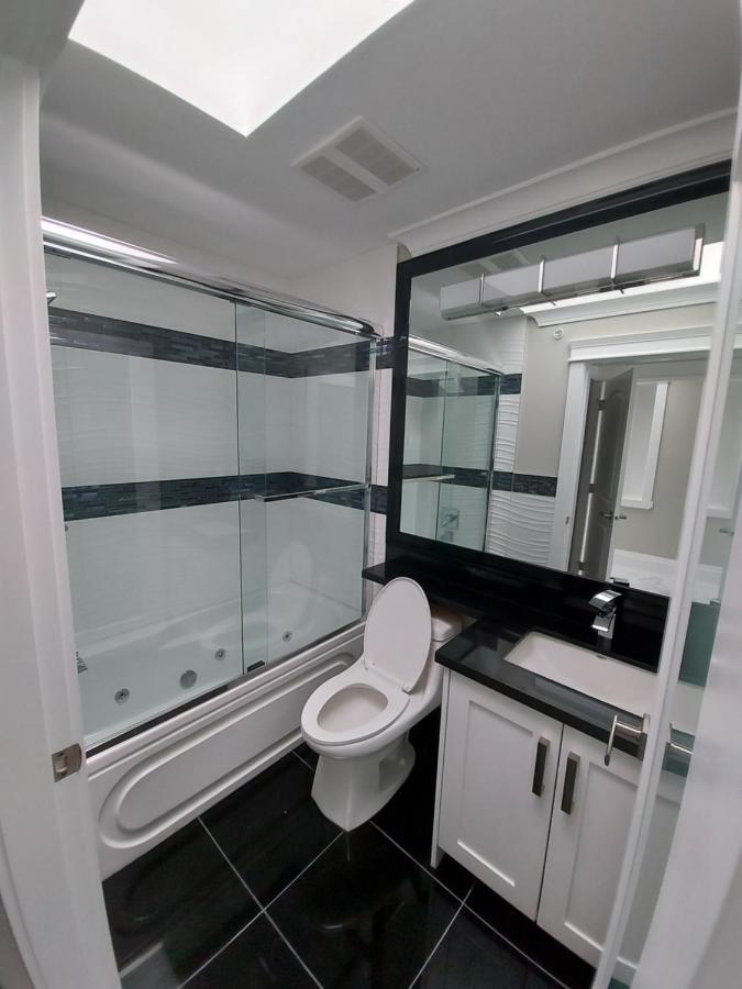 Beautiful Bright 3 Bed Townhouse Apartment Vancouver Exterior photo